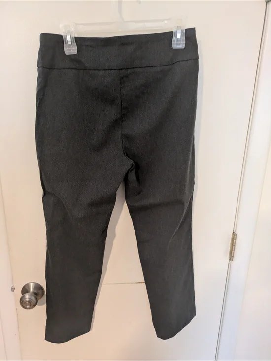 new directions Black Cropped Ponte Slim Pants - Picture 2 of 4